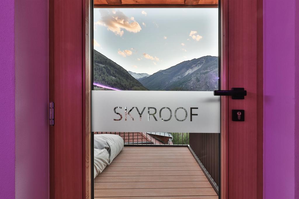 Hotel Gasthof Gruener Baum Глоренца Екстериор снимка