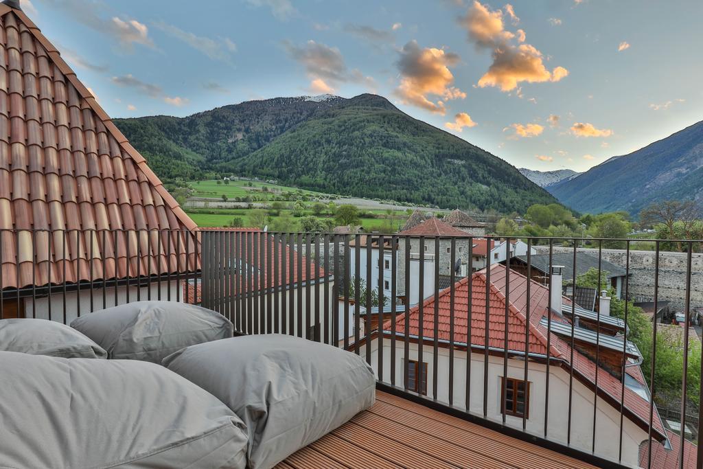 Hotel Gasthof Gruener Baum Глоренца Екстериор снимка