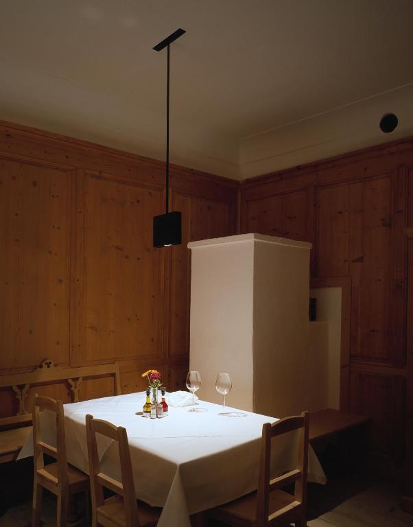 Hotel Gasthof Gruener Baum Глоренца Екстериор снимка