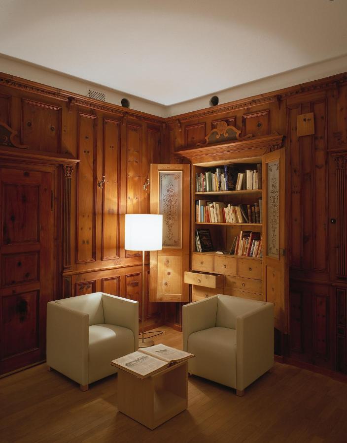 Hotel Gasthof Gruener Baum Глоренца Екстериор снимка
