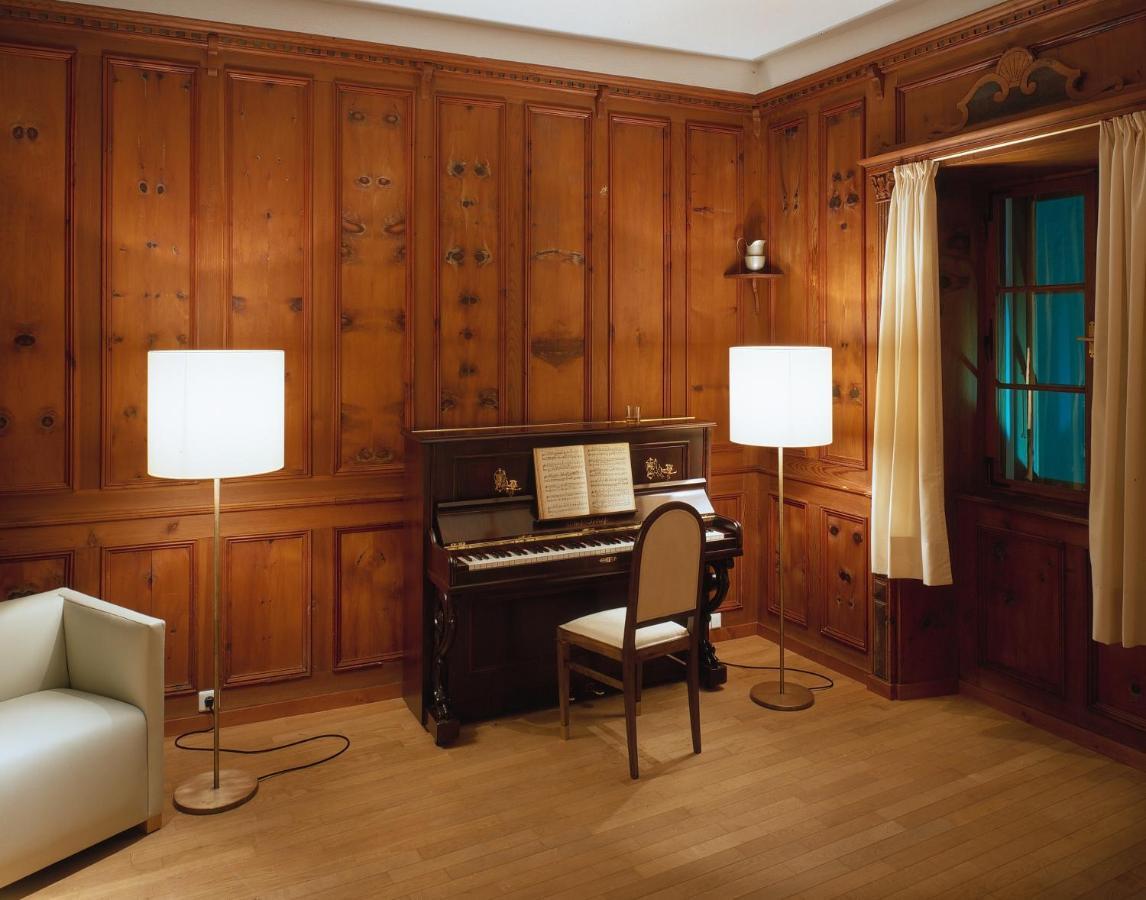 Hotel Gasthof Gruener Baum Глоренца Екстериор снимка